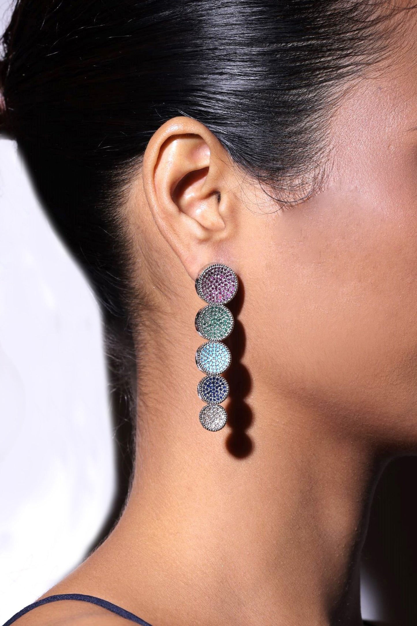 Gradient Stone Dangler Earrings 