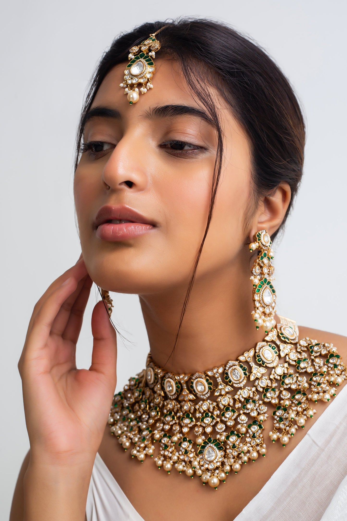 Crest Kundan Vine Necklace Set 