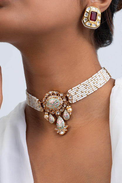 Gold Plated Floral Carved Choker Set 