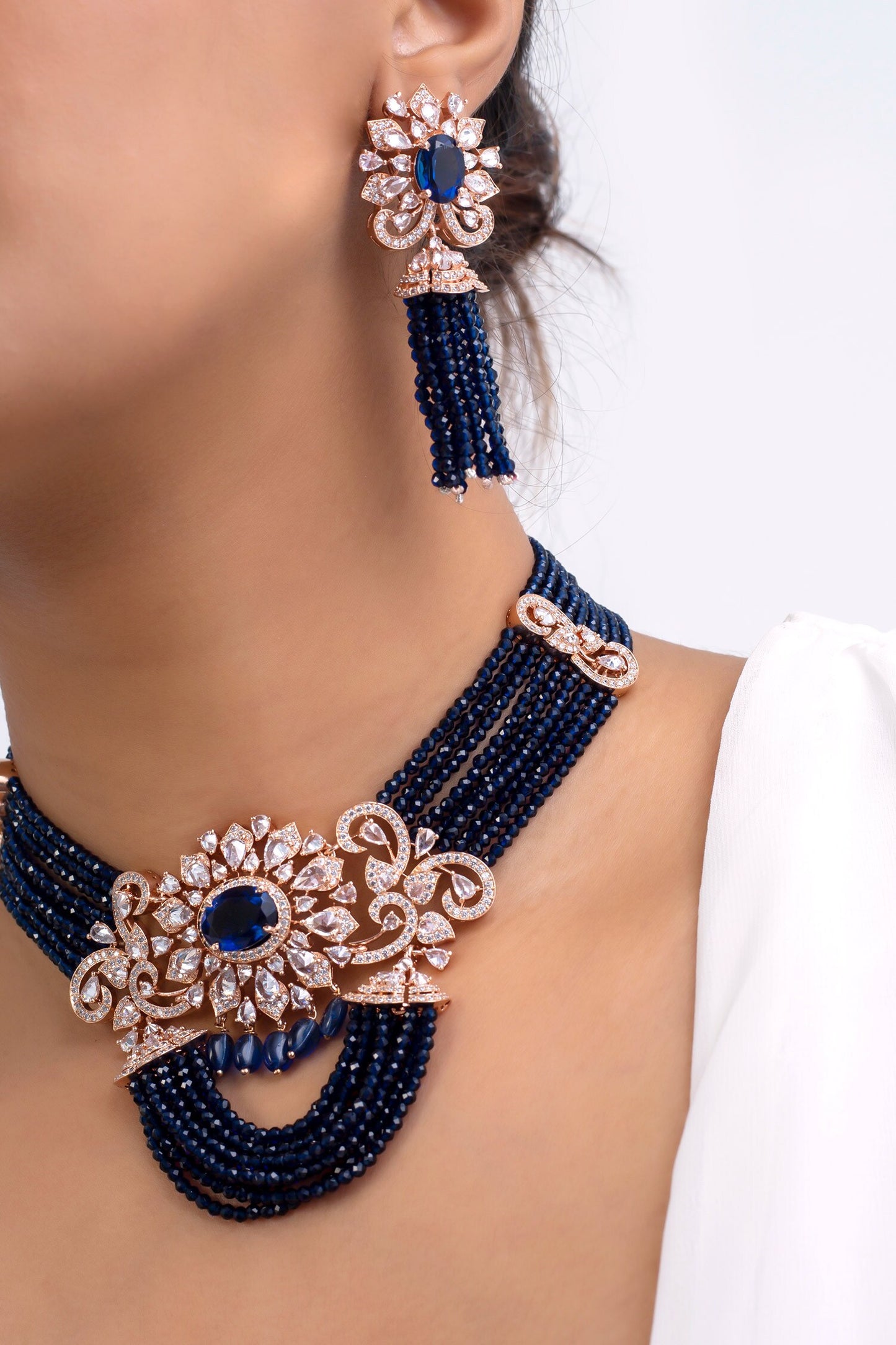 Geometric Floral Choker Set 