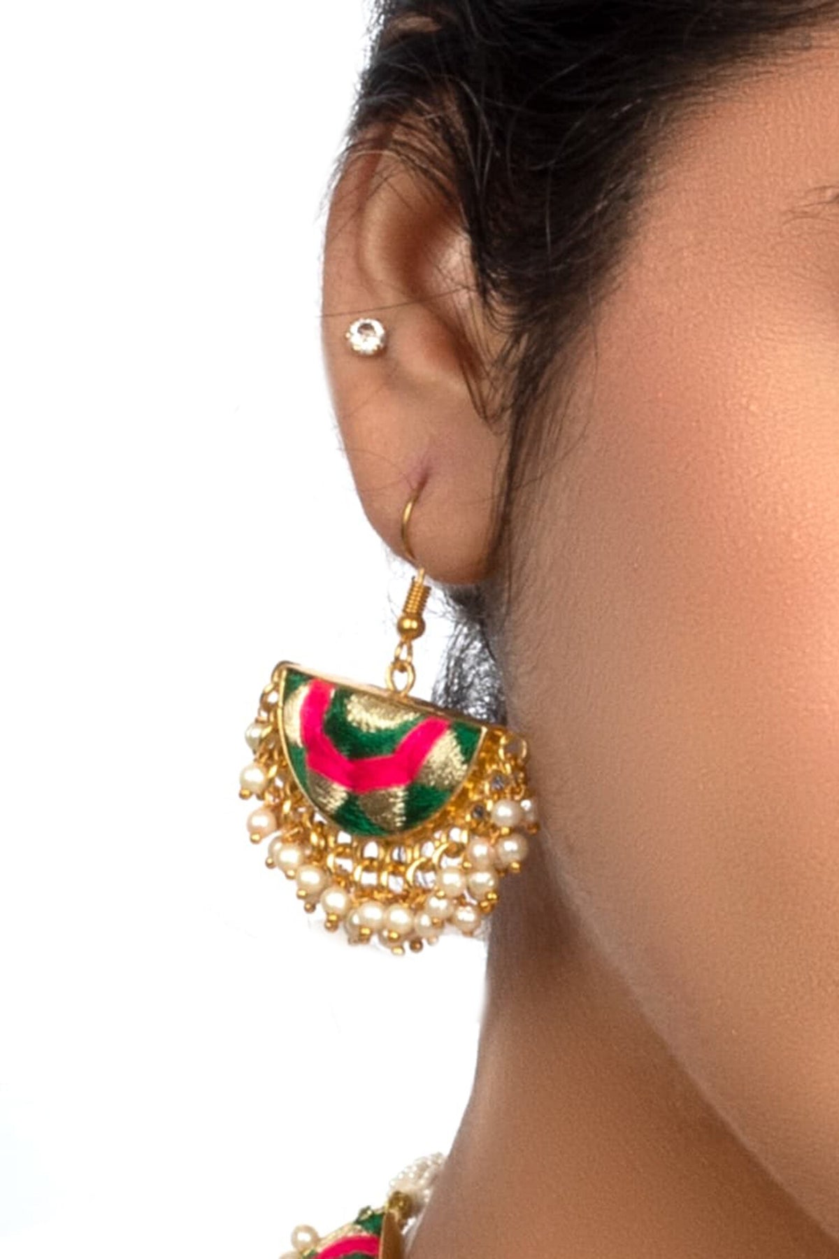 Fern Scallop Embroidered Choker Set 