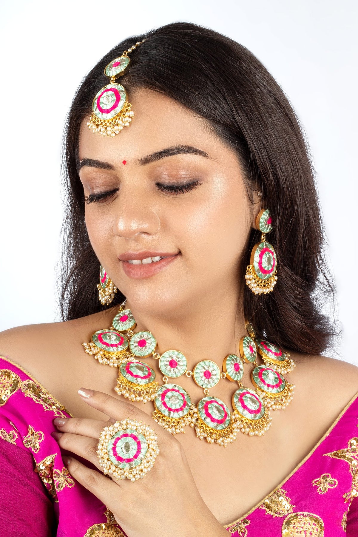 Blossom Pearl Embroidered Jewellery Set 