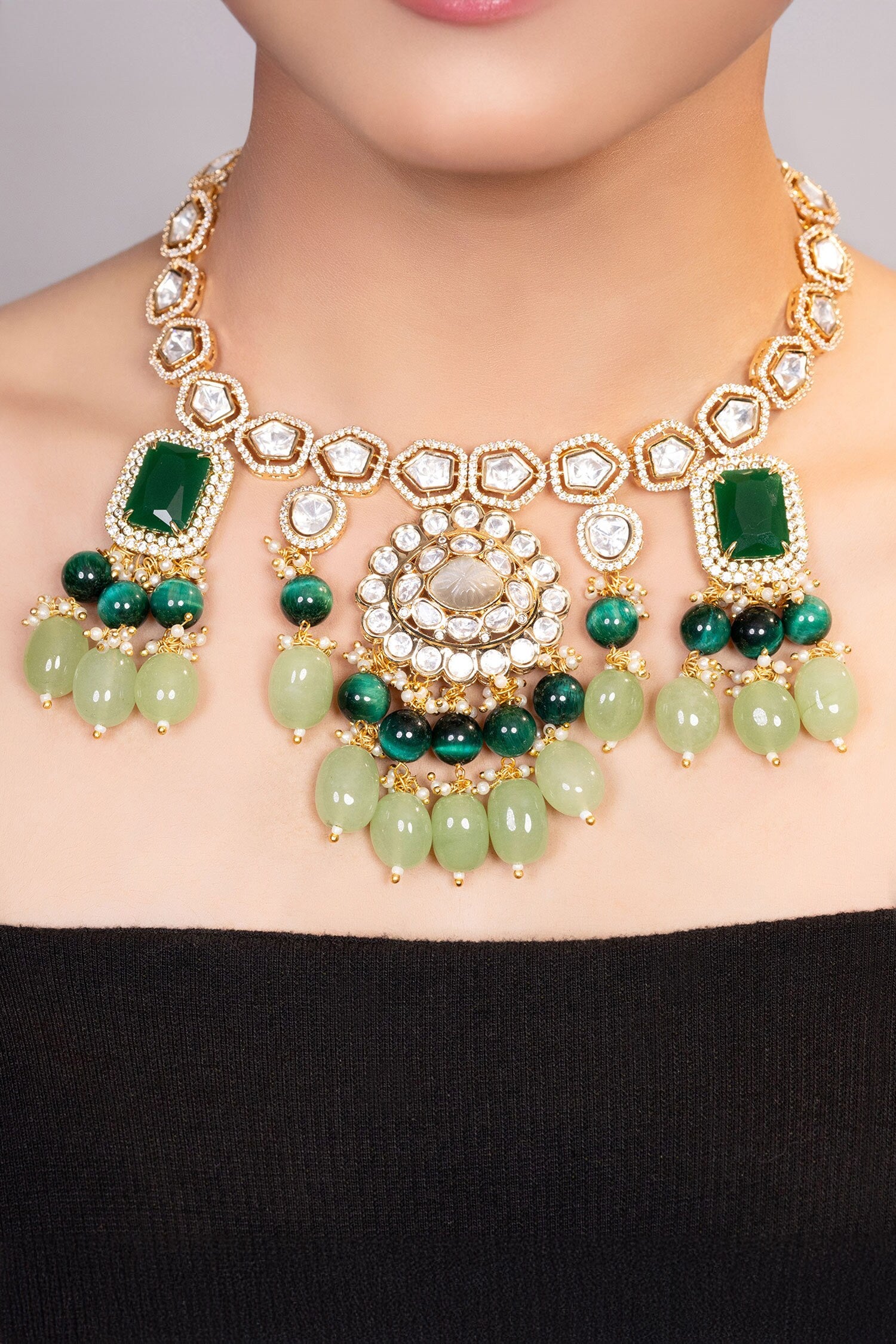 Kundan & Bead Embellished Necklace 