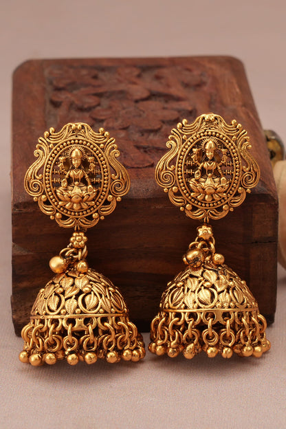 Goddess Laxmi Motif Choker Set 