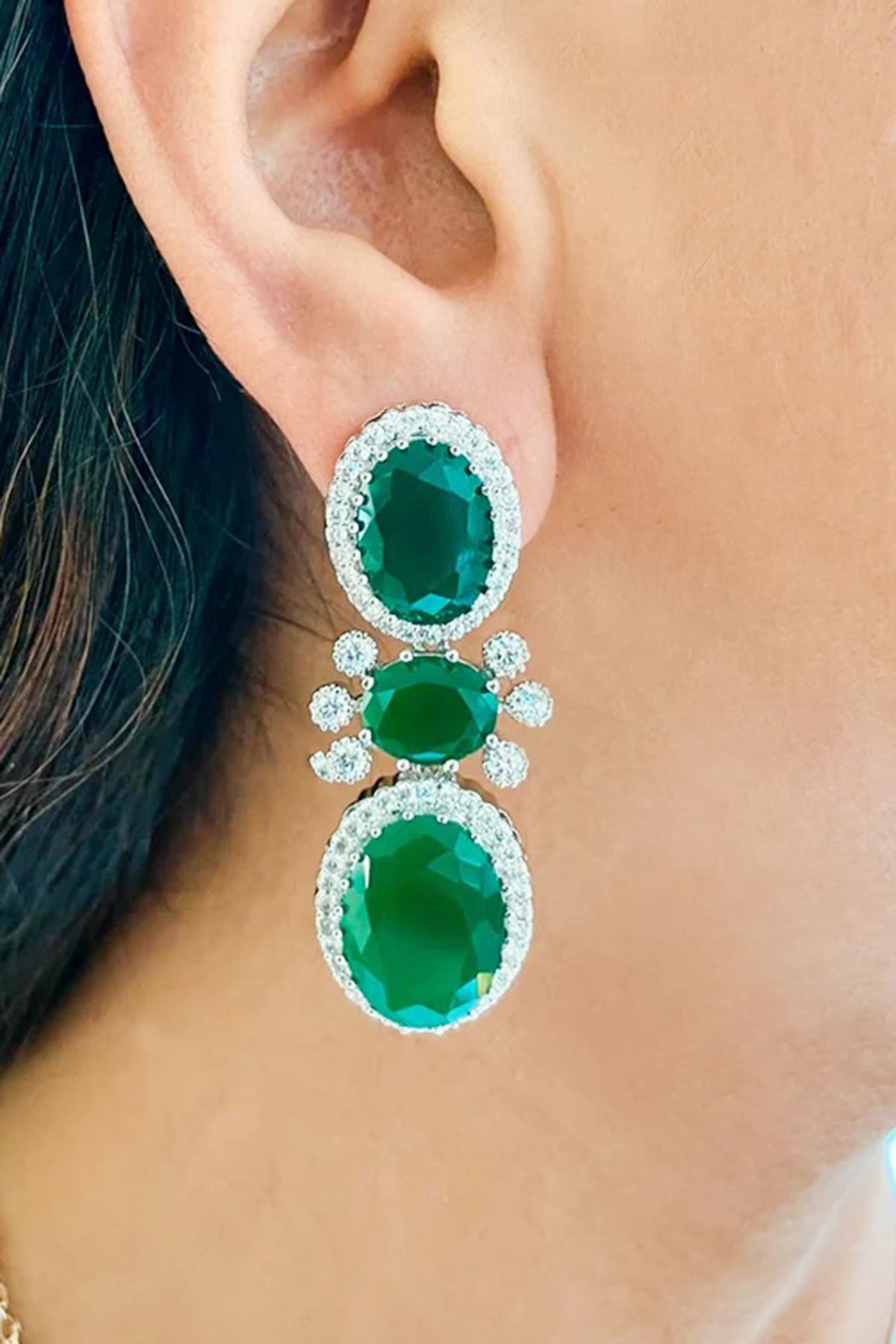 Emerald Diamond Necklace & Earring Set 