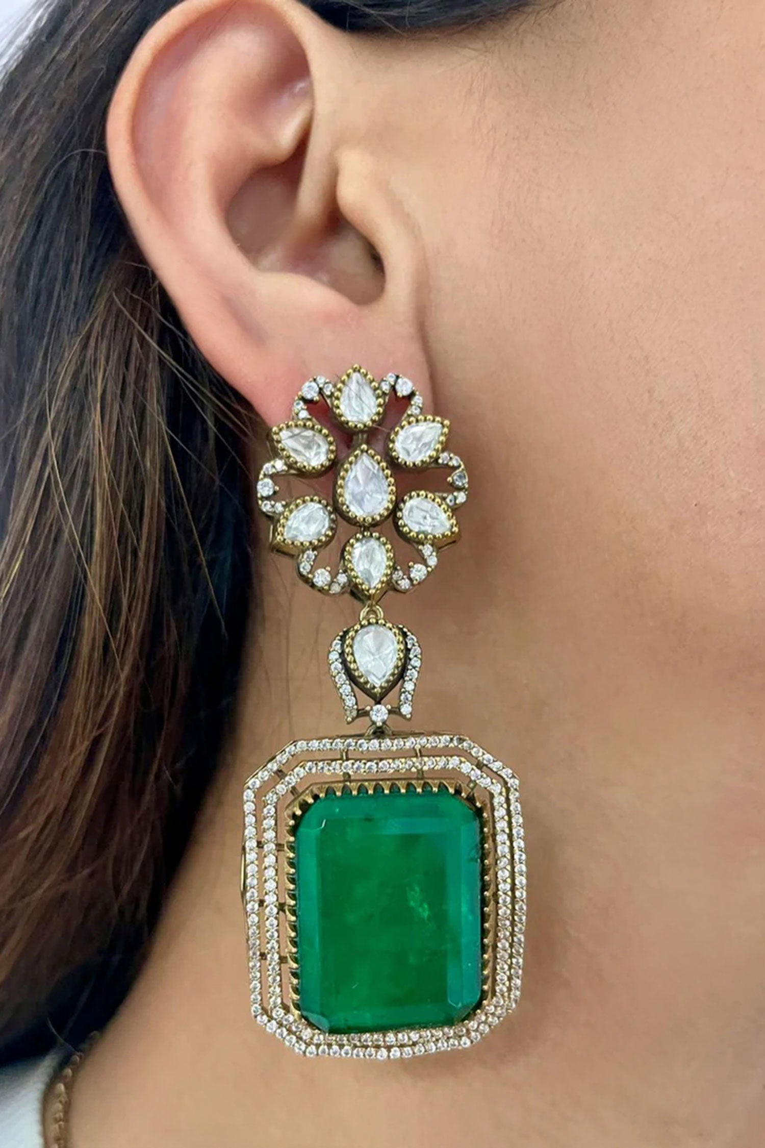 Emerald Green Kundan 3-Layer Necklace Set 
