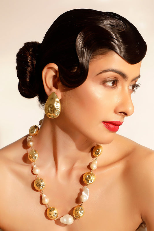 Gold Foil Pearl Bead Long Necklace 