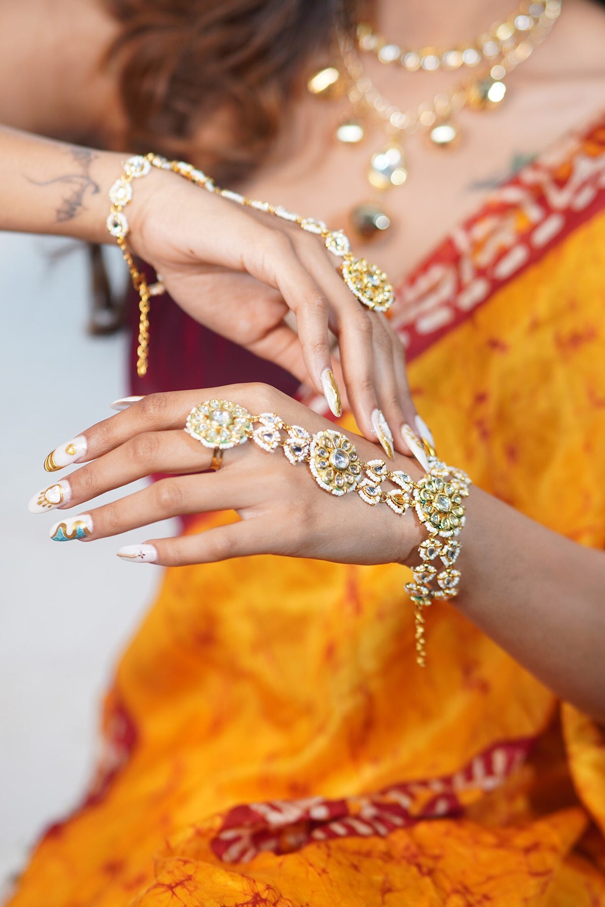 Gold Kundan Bead Embellished Haathpan 
