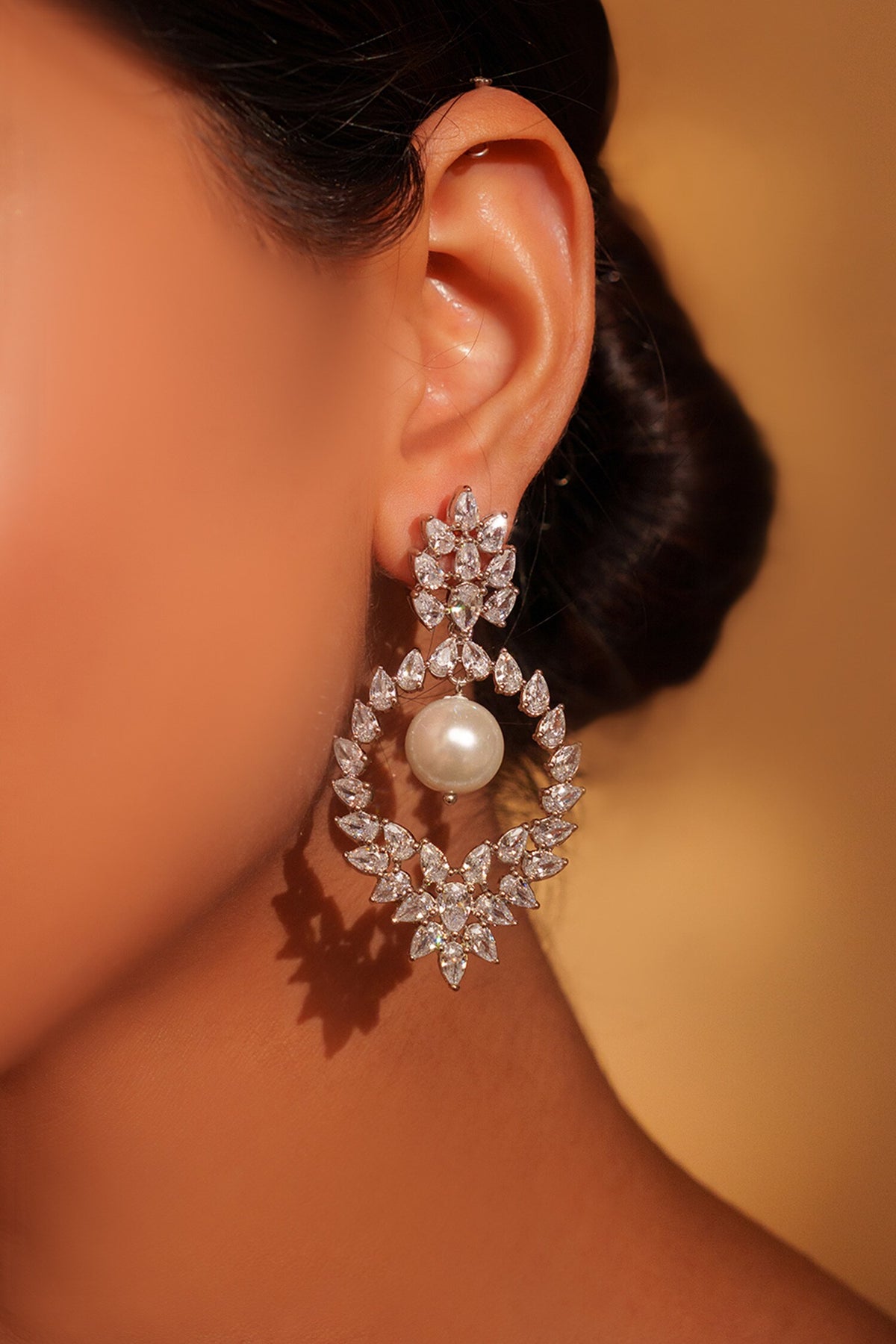 Floral Cutwork Pearl Drop Earrings 