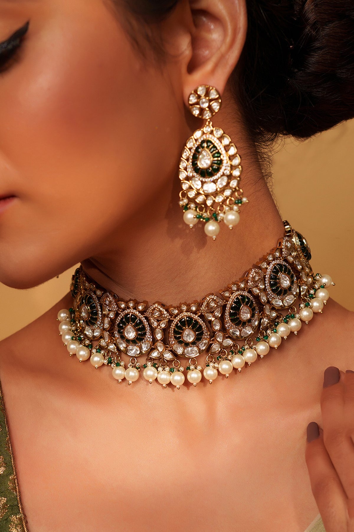 Floret Cutwork Choker Set 