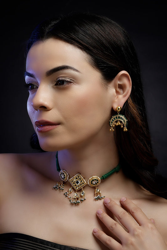 Geometric Kundan Pearl Choker 