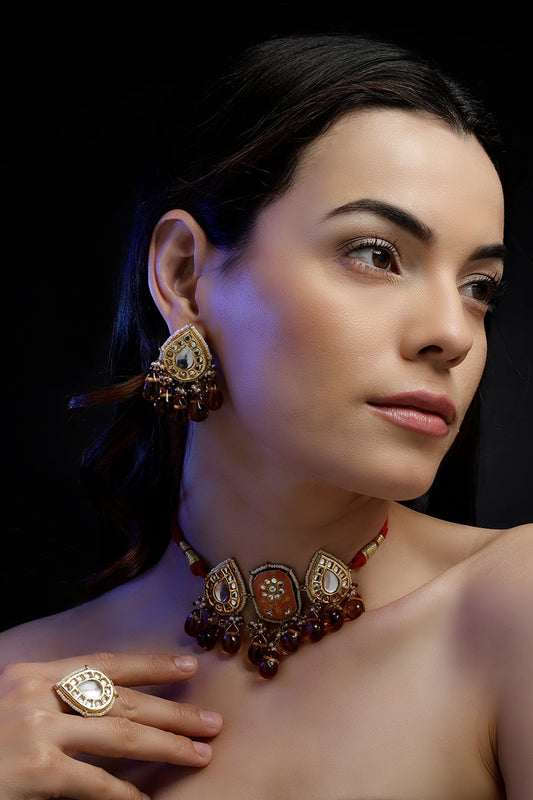 Gold Kundan Embellished Choker 