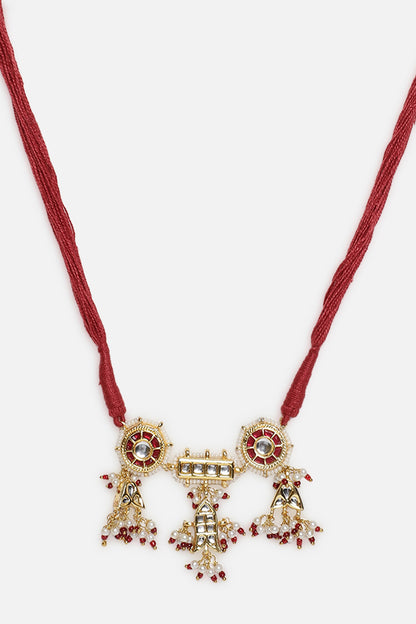 Gold Kundan Embellished Choker 