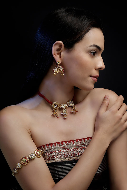 Gold Kundan Embellished Choker 