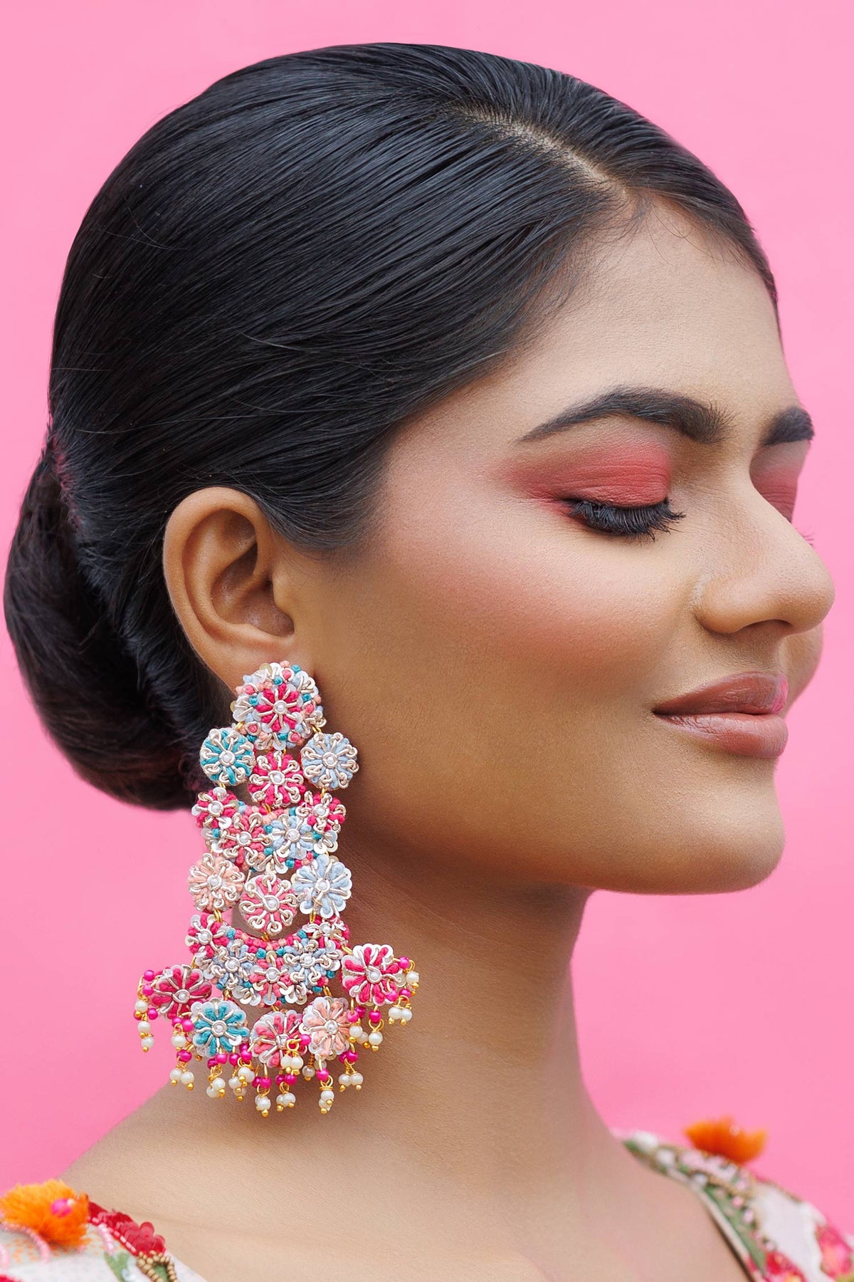 Multi Color Embroidered Earrings & Mangtikka Set 