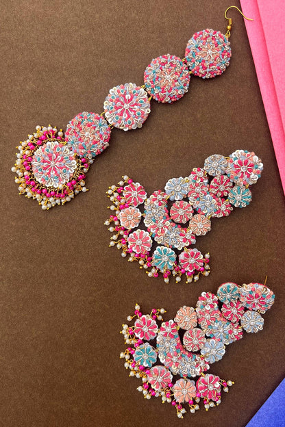 Multi Color Embroidered Earrings & Mangtikka Set 