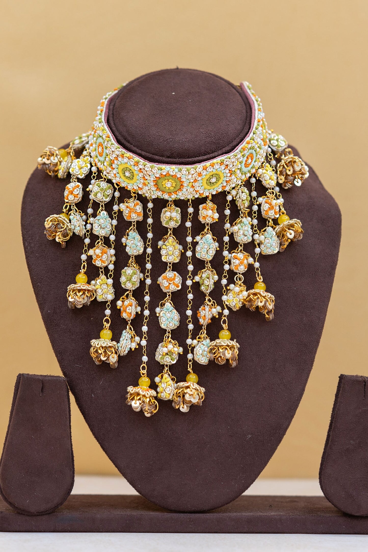Floral Embroidered Choker Set 