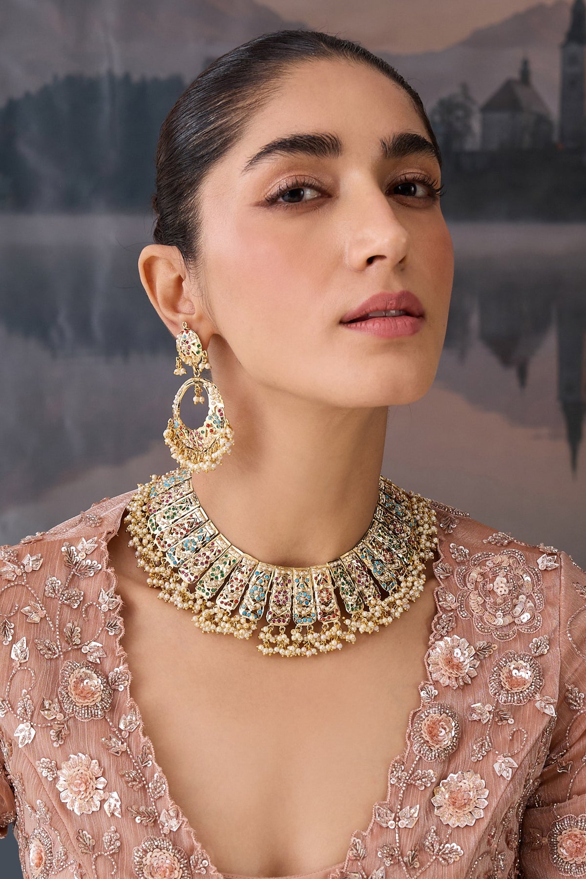 Multicolor Jadau Stone Necklace Set 