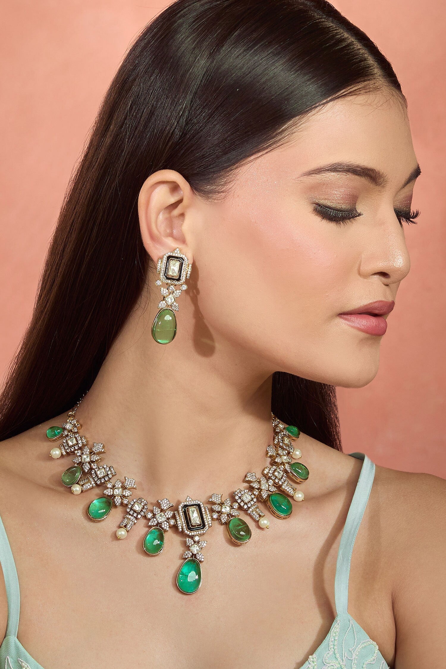 Emerald Stone Necklace Set 