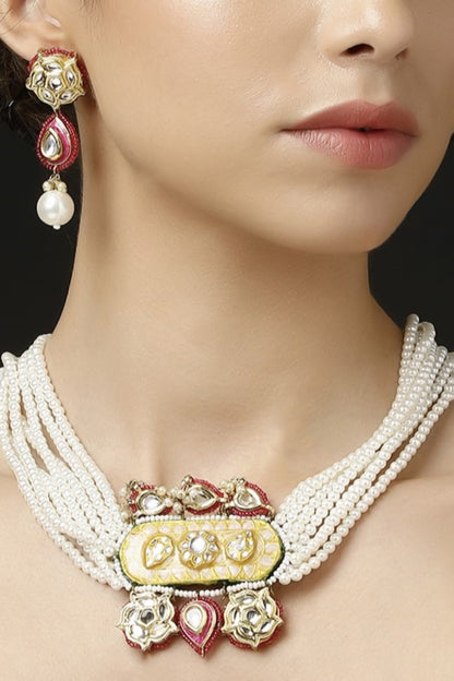 Geometric Shaped Pendant Necklace Set 