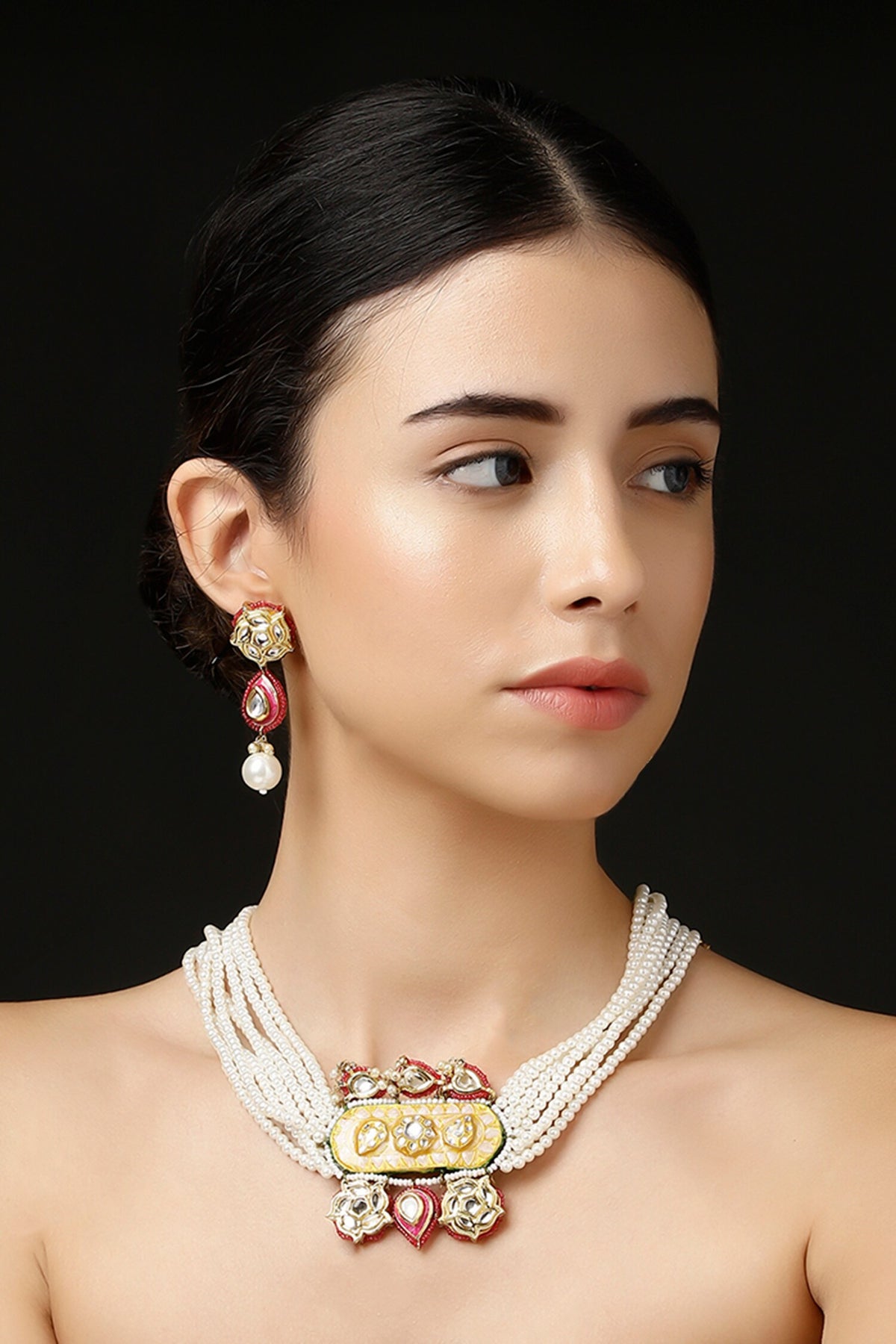 Geometric Shaped Pendant Necklace Set 