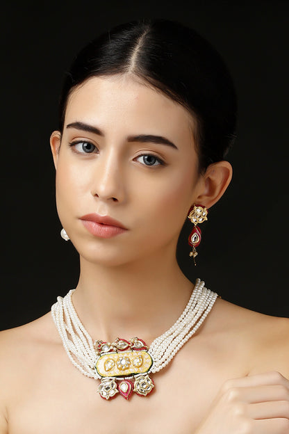 Geometric Shaped Pendant Necklace Set 