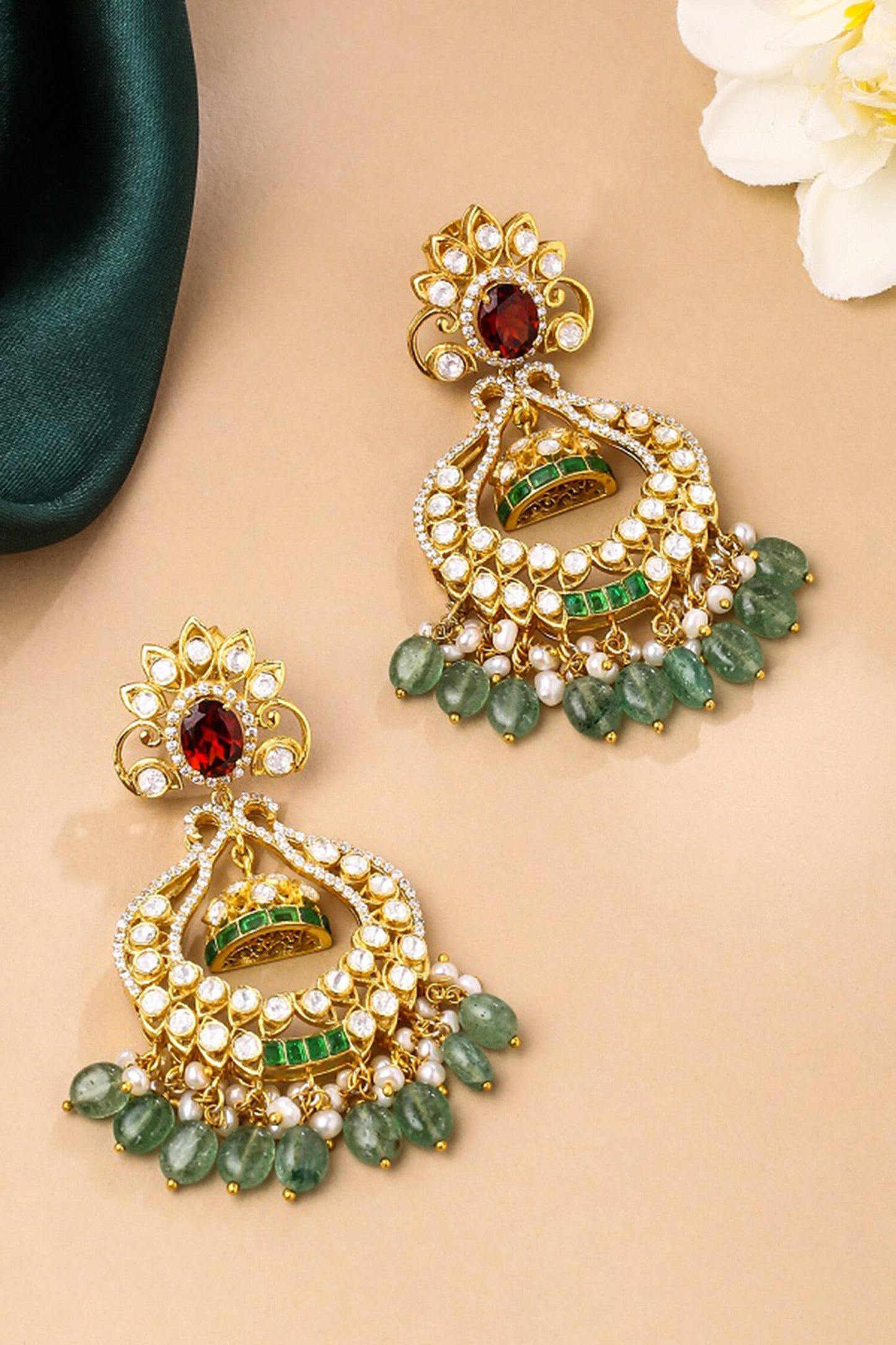 Floral Scallop Pattern Stone Earrings 