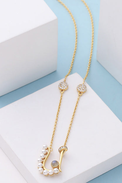 Gold U Shaped Pendant Necklace 