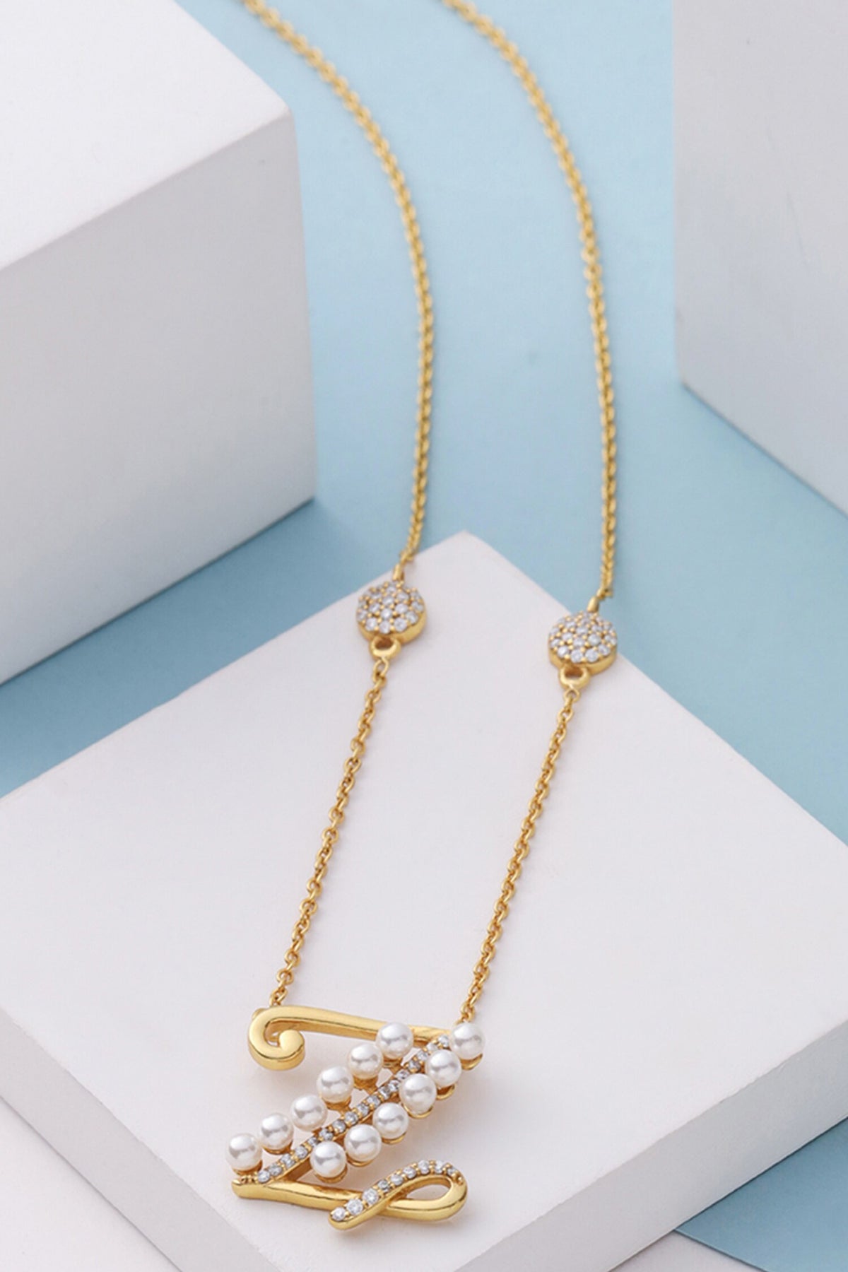 Gold Z Shaped Pendant Necklace 