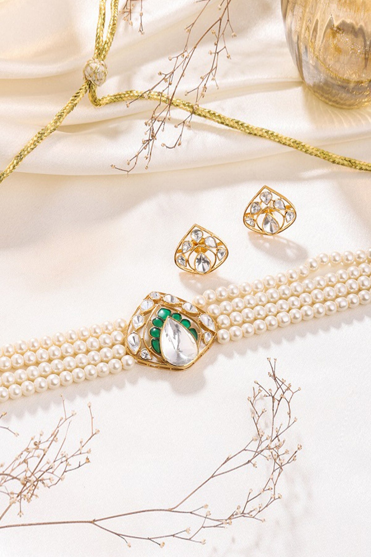 Gold Geometric Motif Choker Set 