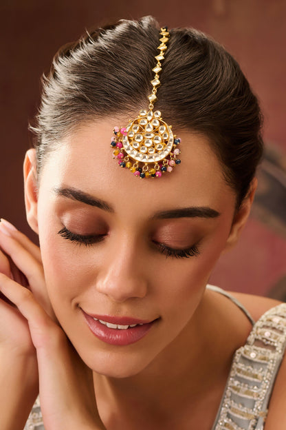 Kundan Embellished Maangtikka 