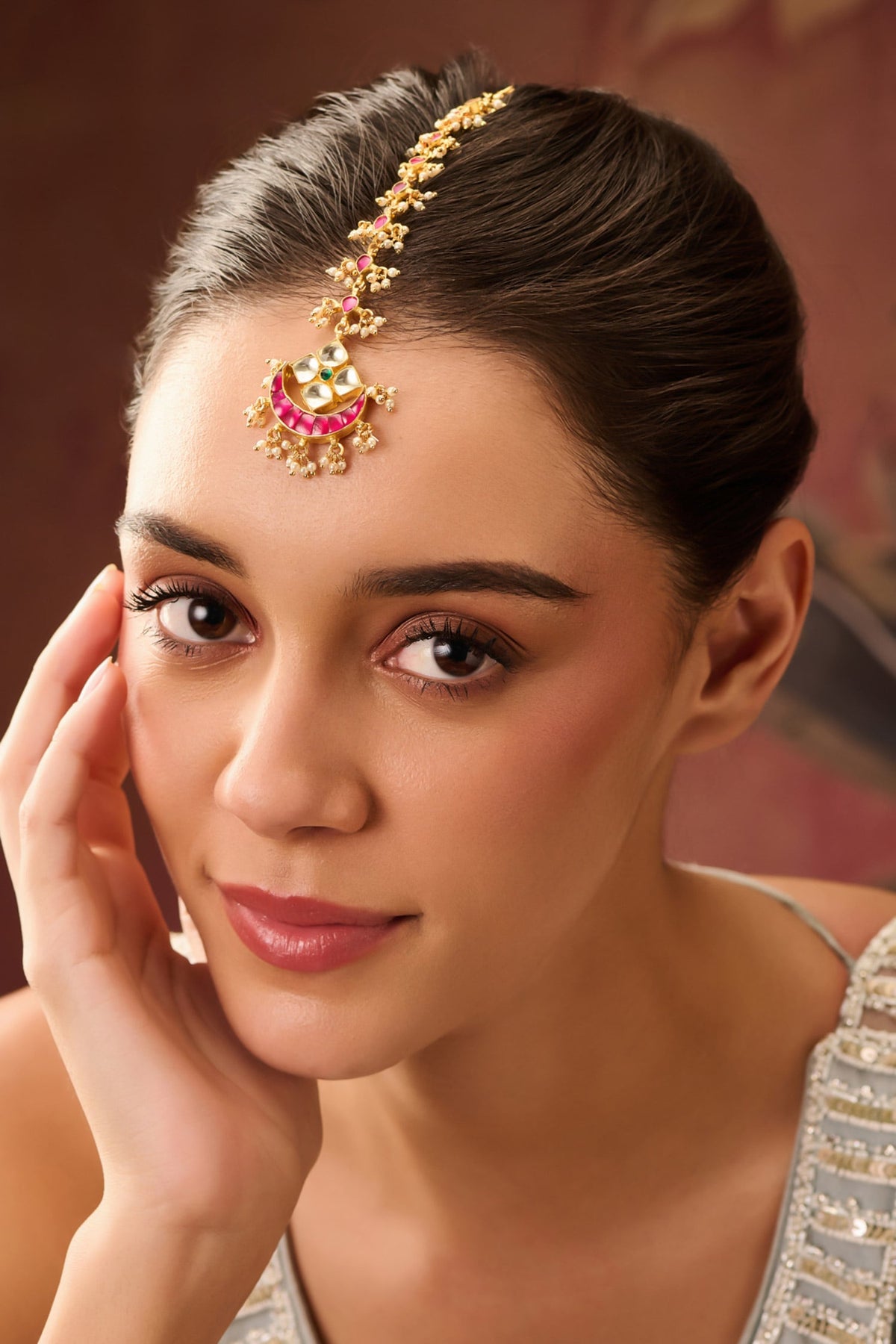 Kundan Pearl Maangtikka 
