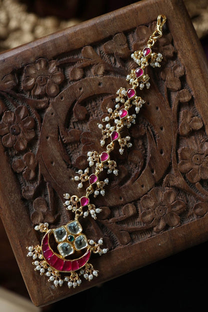 Kundan Pearl Maangtikka 