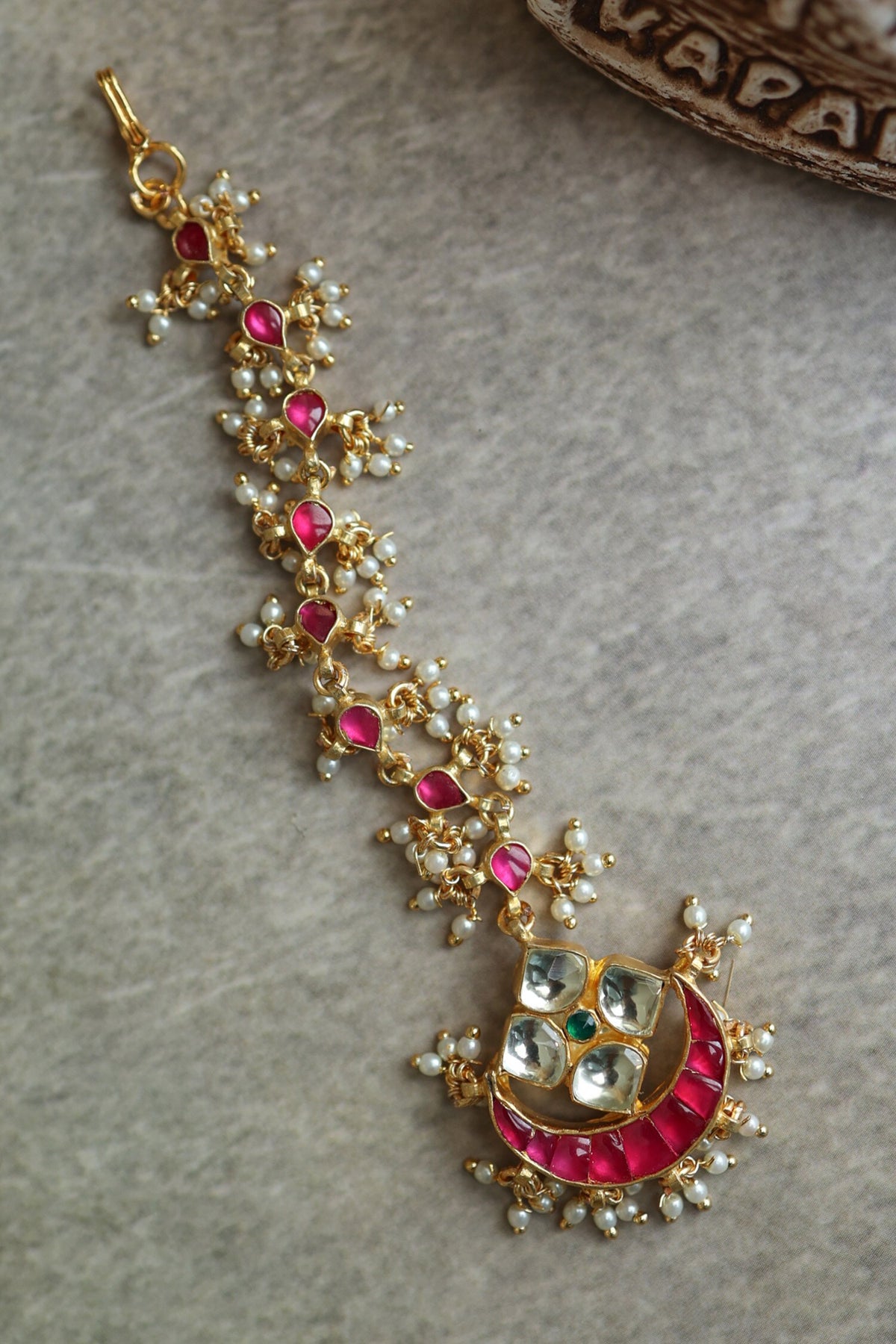 Kundan Pearl Maangtikka 