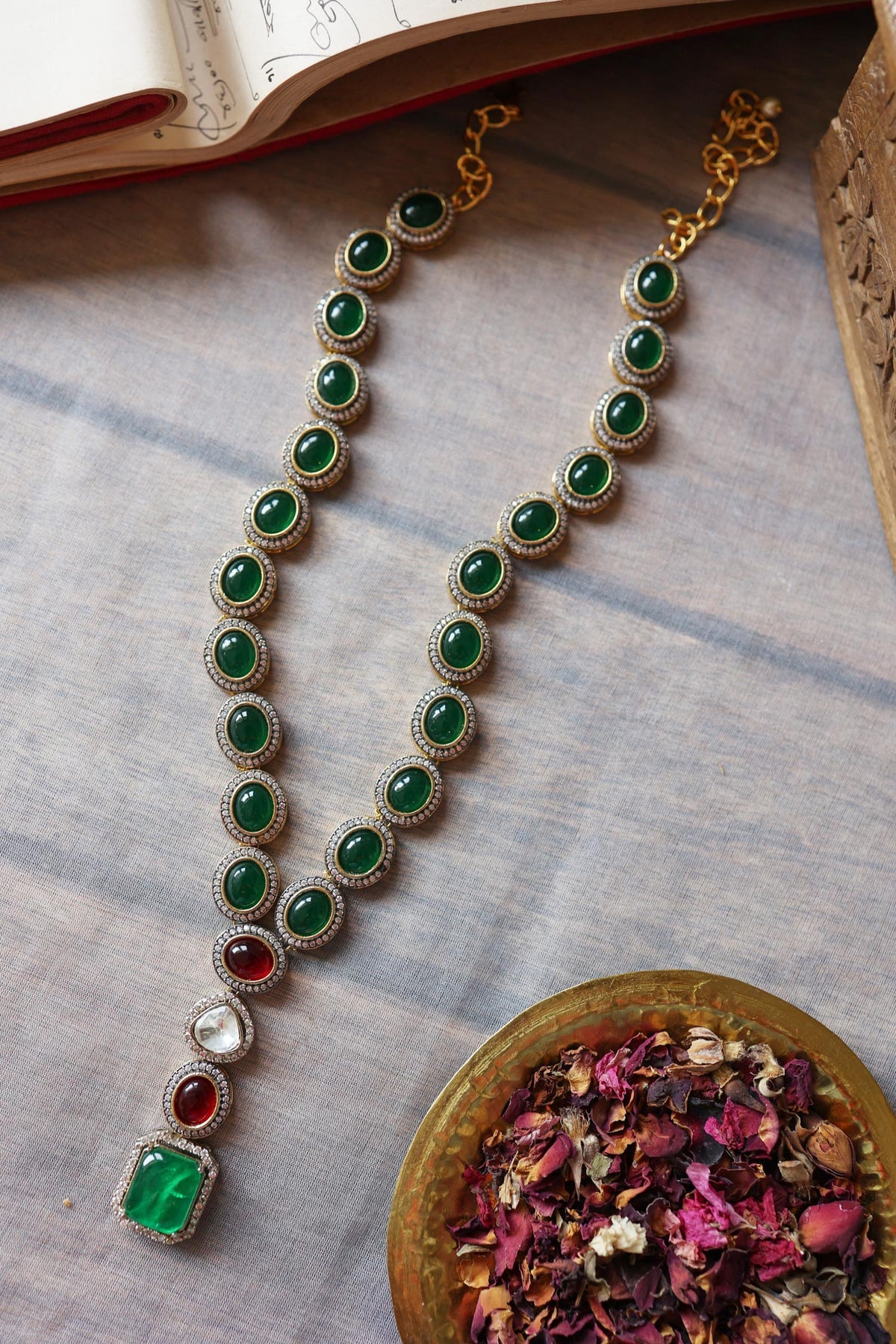 Polki Embellished Green Doublet Pendant Necklace 