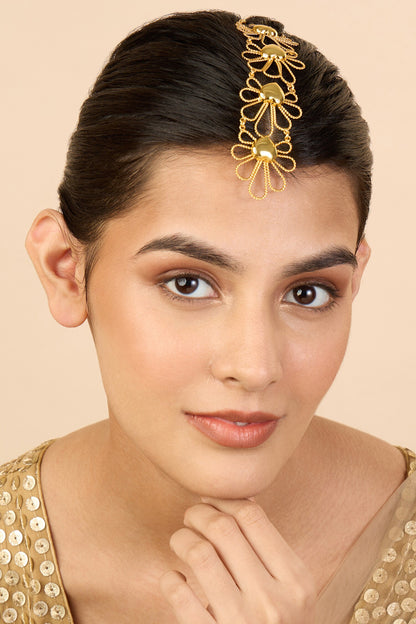 Gold Petal Vine Maangtikka 