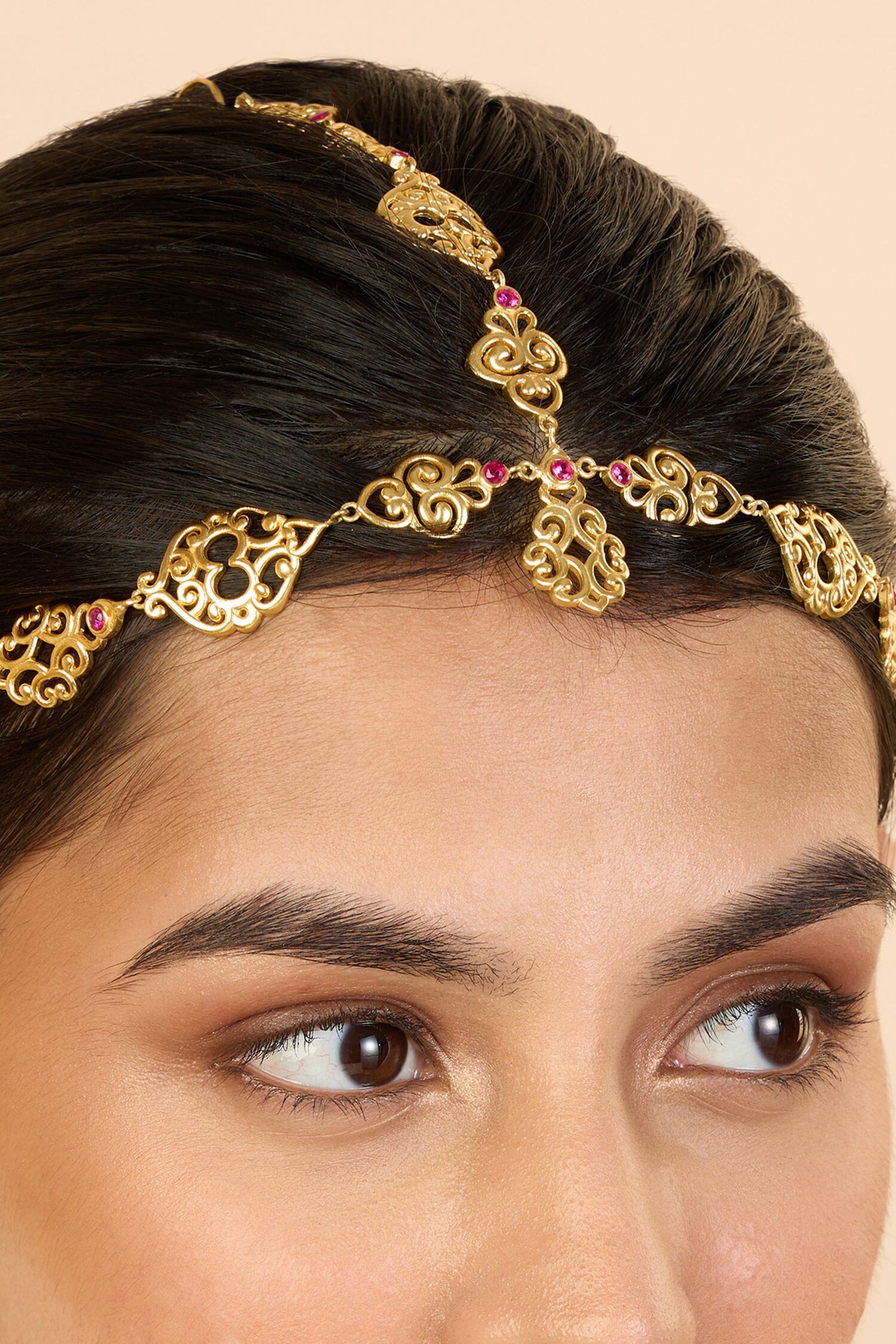 Crest Vine Gold Mathapatti 