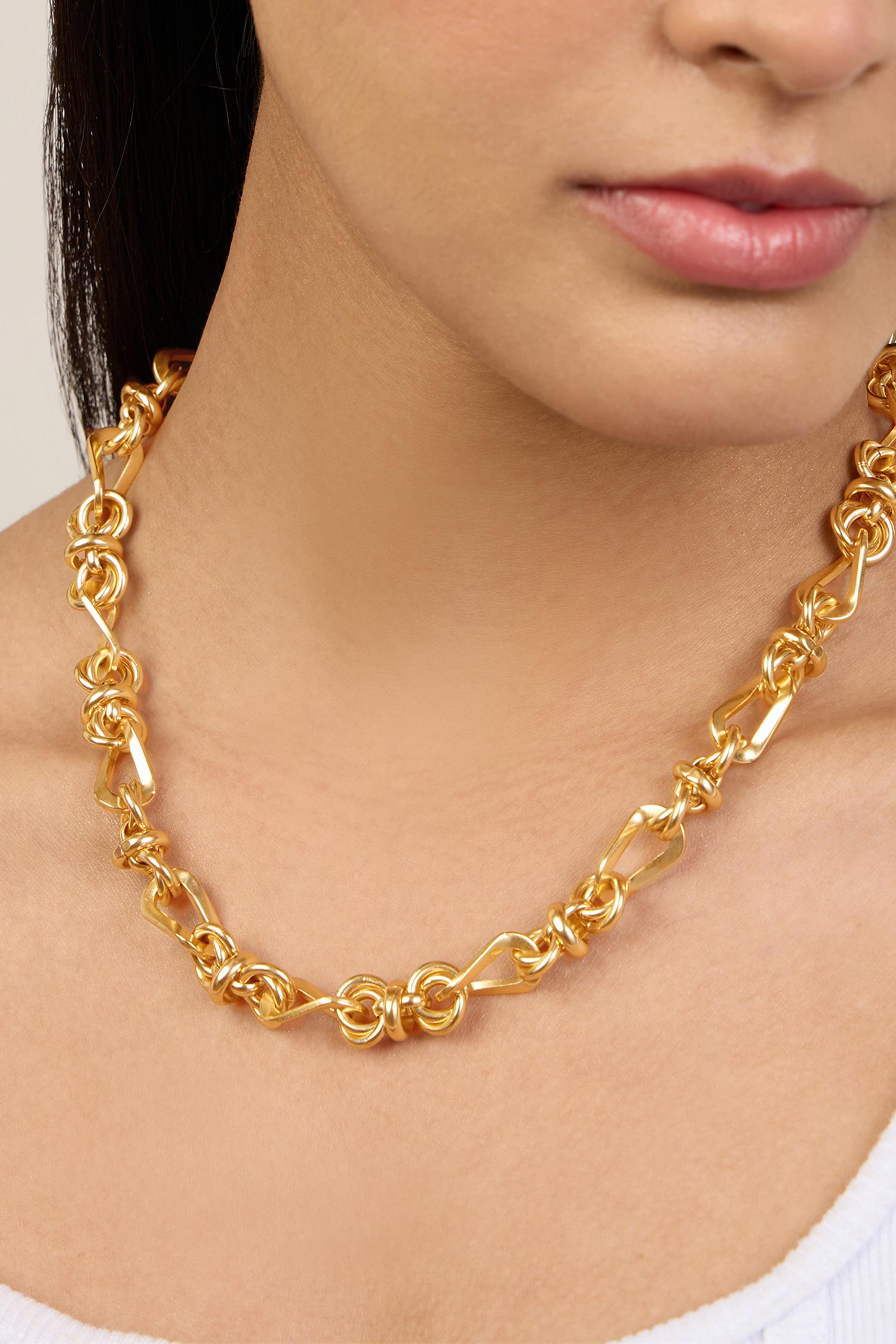 Chunky Chain Link Choker Necklace 