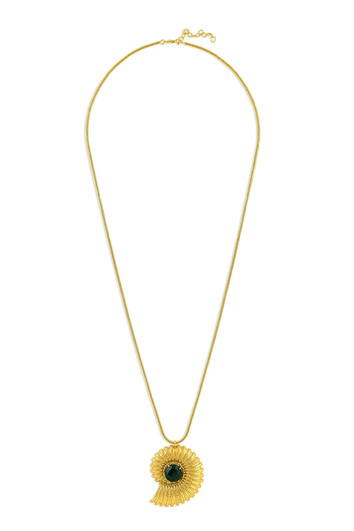 Gold Shell Motif Pendant Necklace 