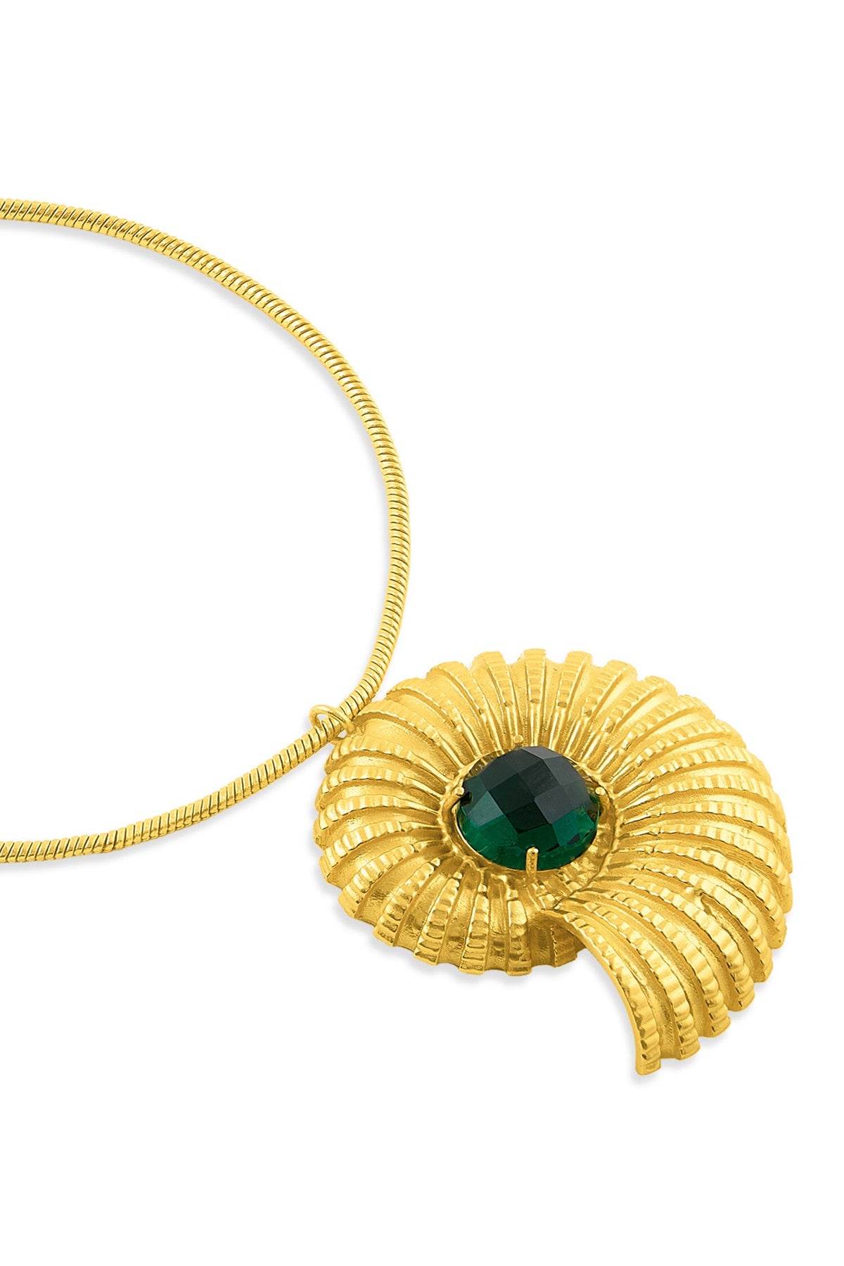 Gold Shell Motif Pendant Necklace 