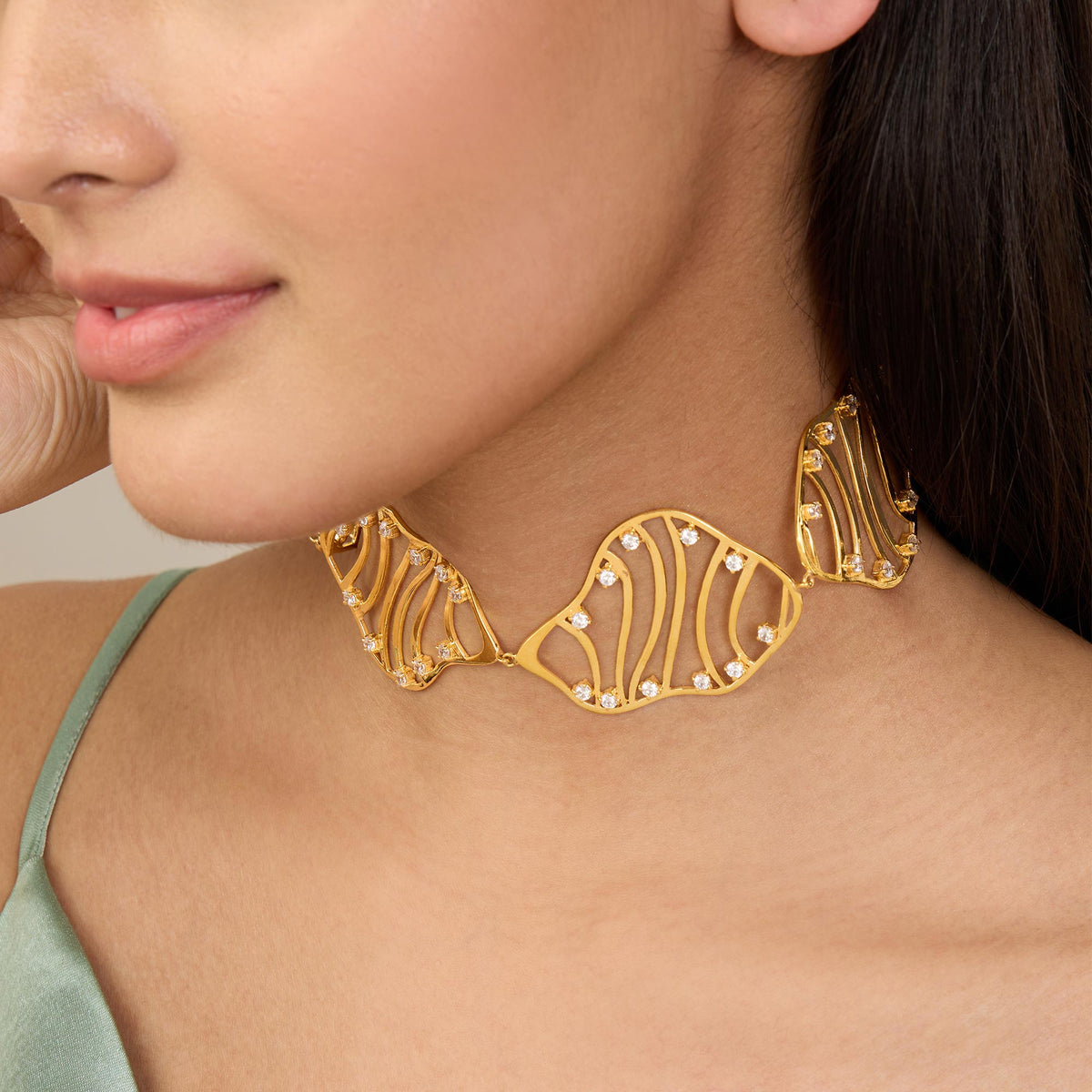 Gold Wave Cubic Zirconia Necklace 