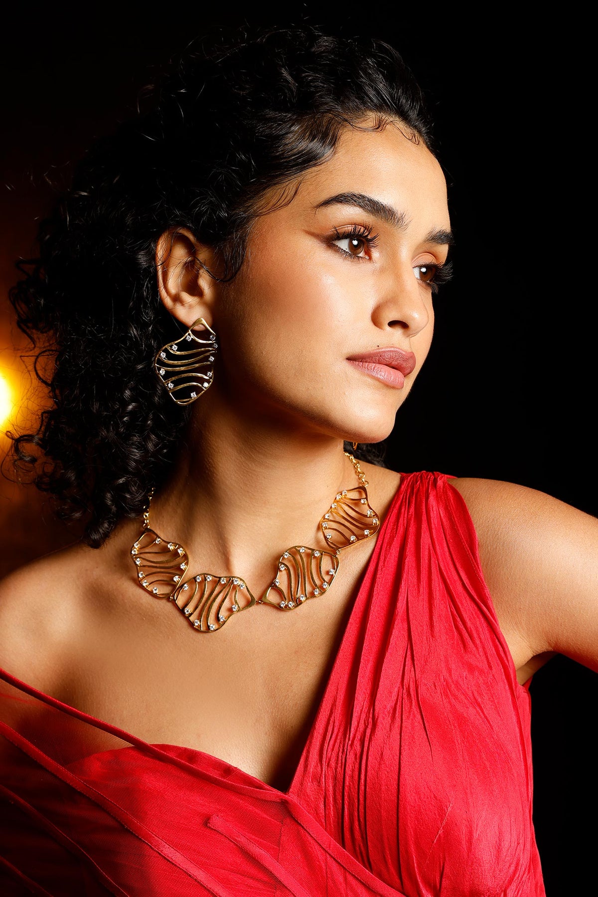Gold Wave Cubic Zirconia Necklace 