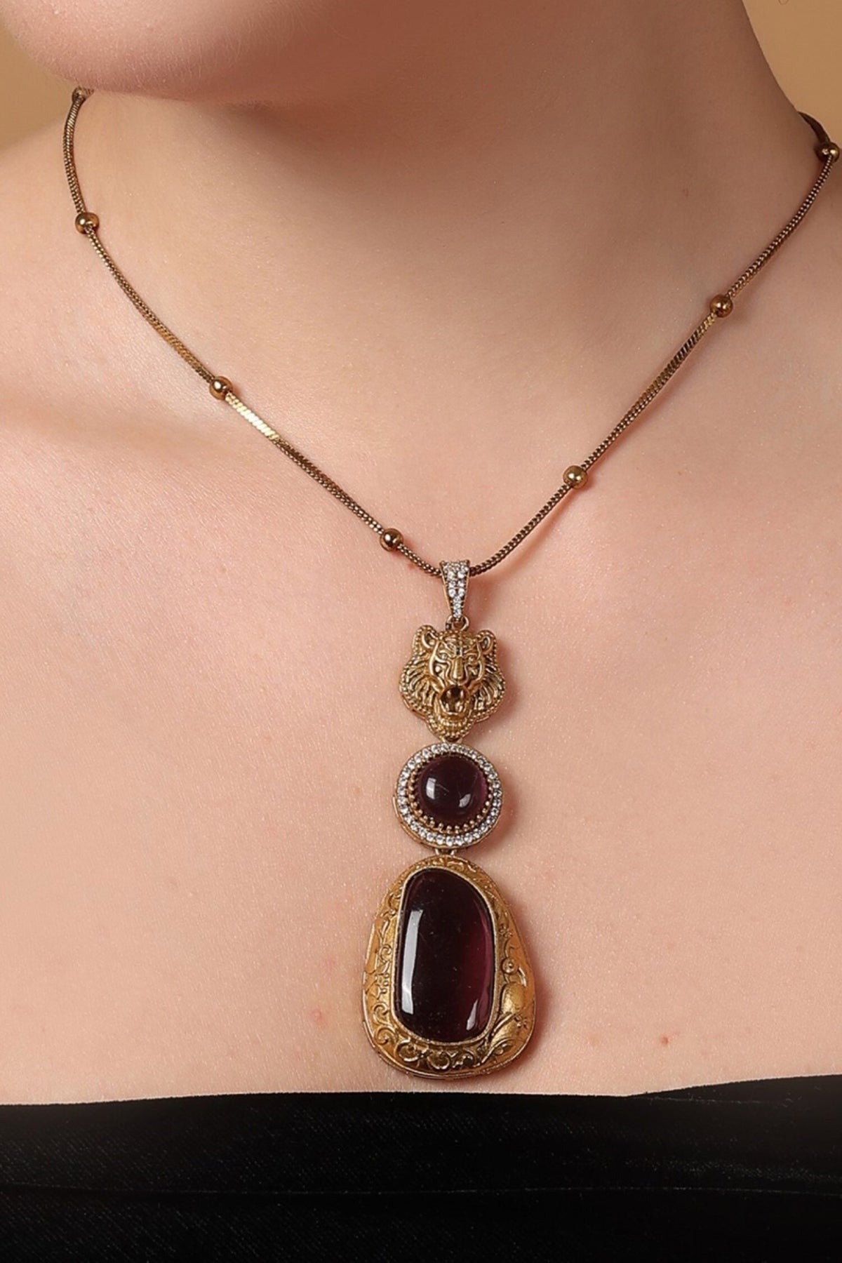 Designer Tiger Pendant Necklace Set 