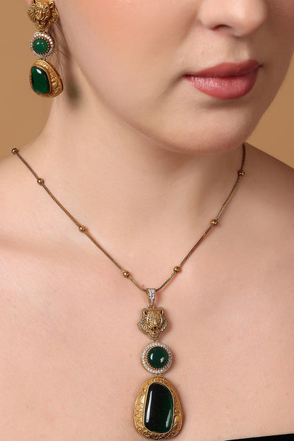 Tiger Design Pendant Necklace Set 