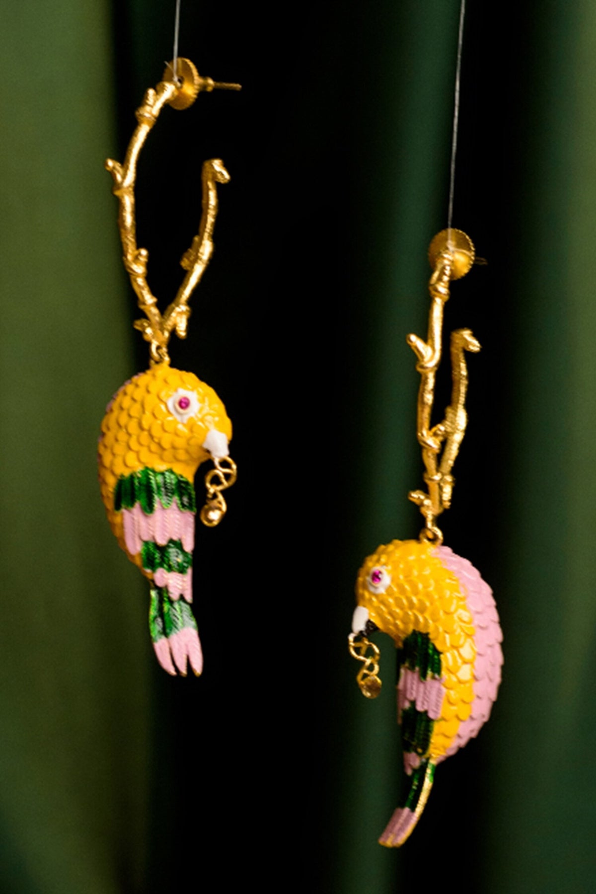 Gold Enamelled Birdy Finesse Earrings 
