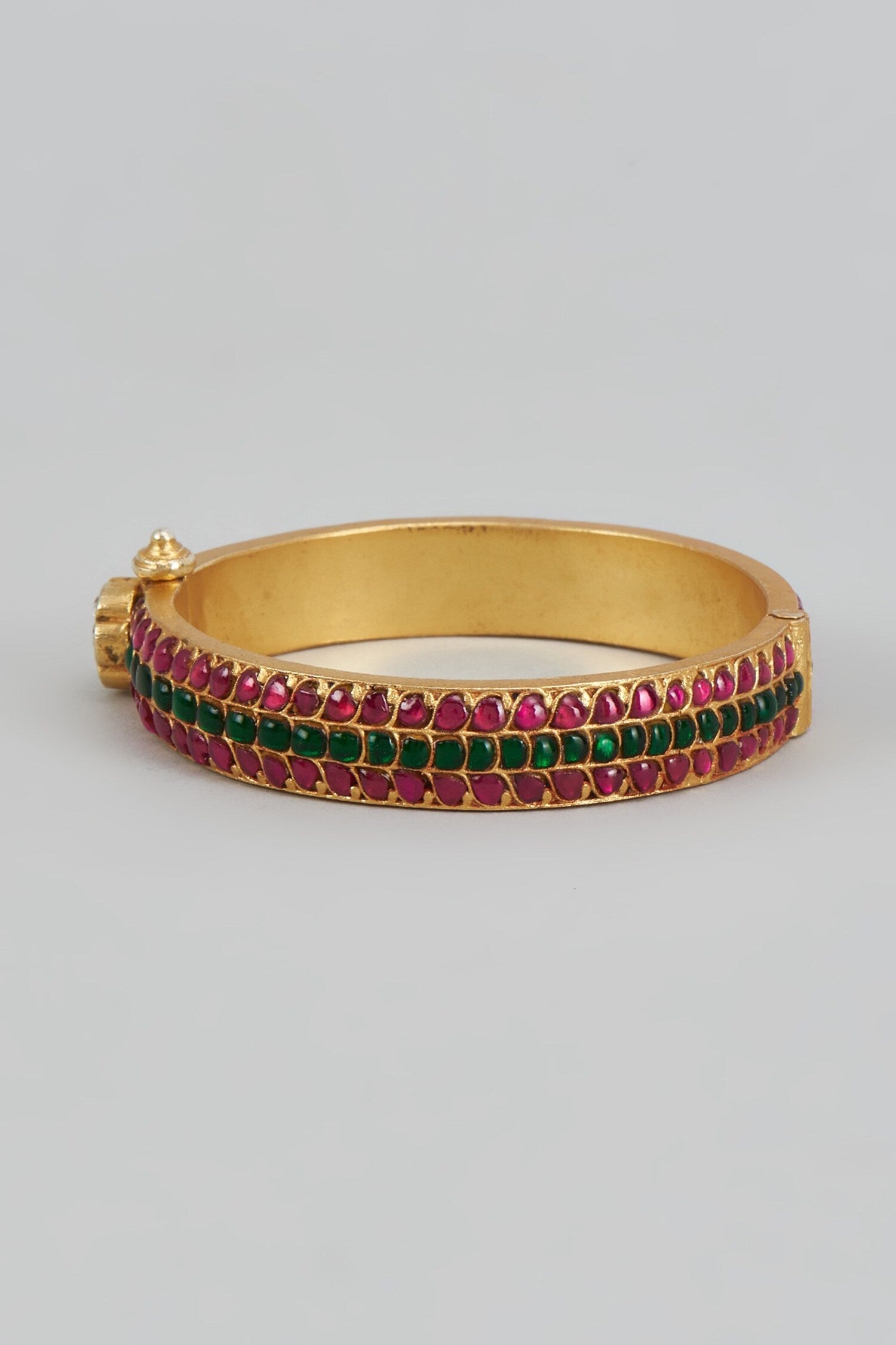 Hariyali Floral Stone Embellished Bangle 