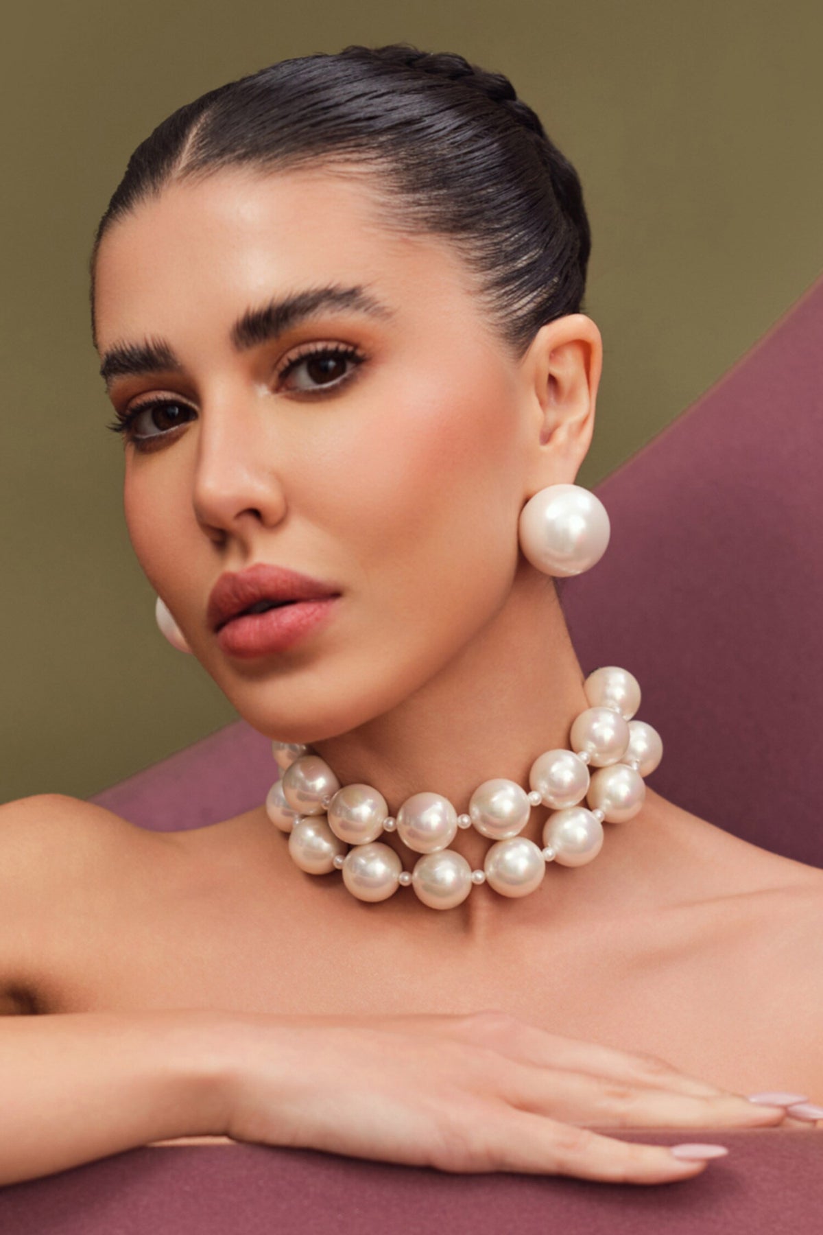 Two Layered Pearl Choker Necklace 