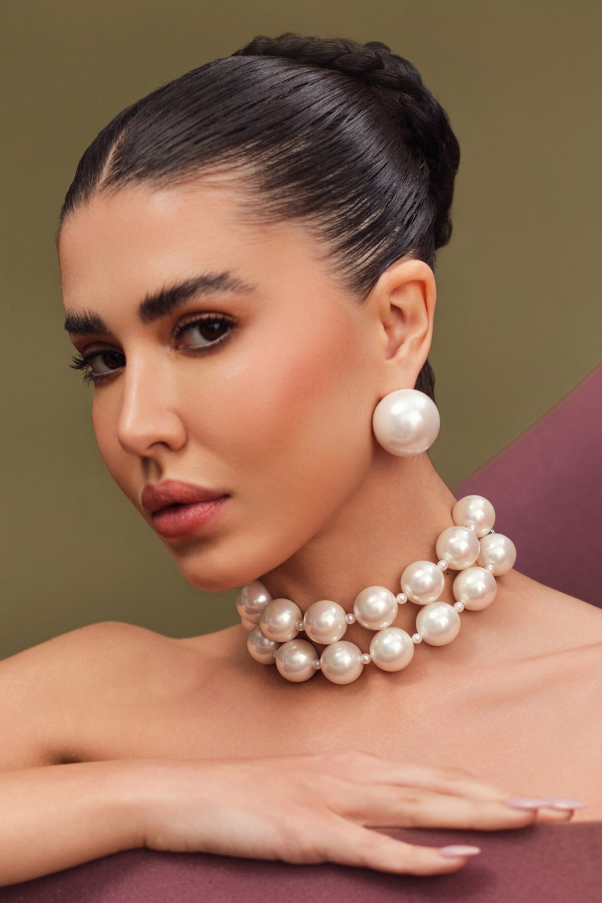Two Layered Pearl Choker Necklace 