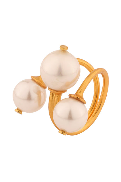 Pearl Trio Ring 