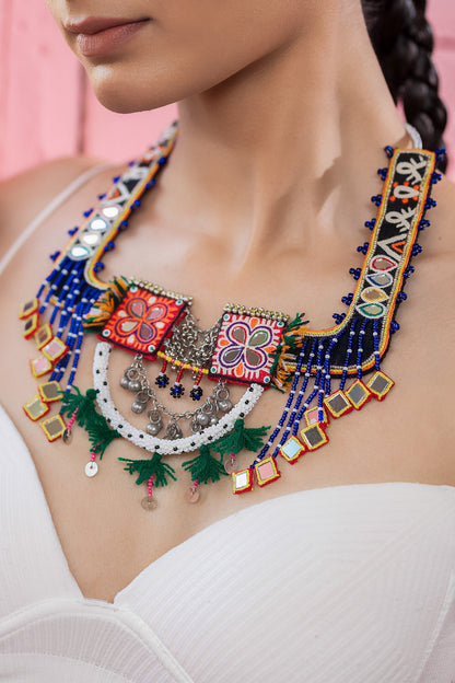 Hoera Mirror Embellished Necklace 